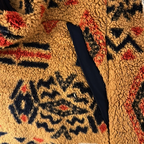 The North Face Campfire Aztec Southwestern print 1/4 zip top size M - Picture 3 of 10